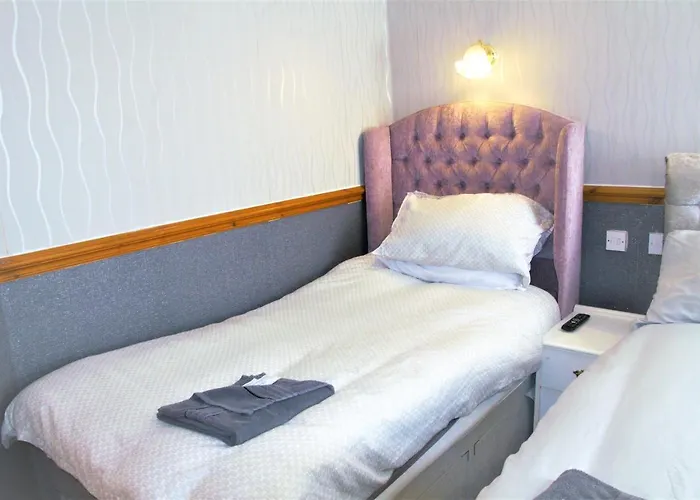 Pine Lodge Hotel